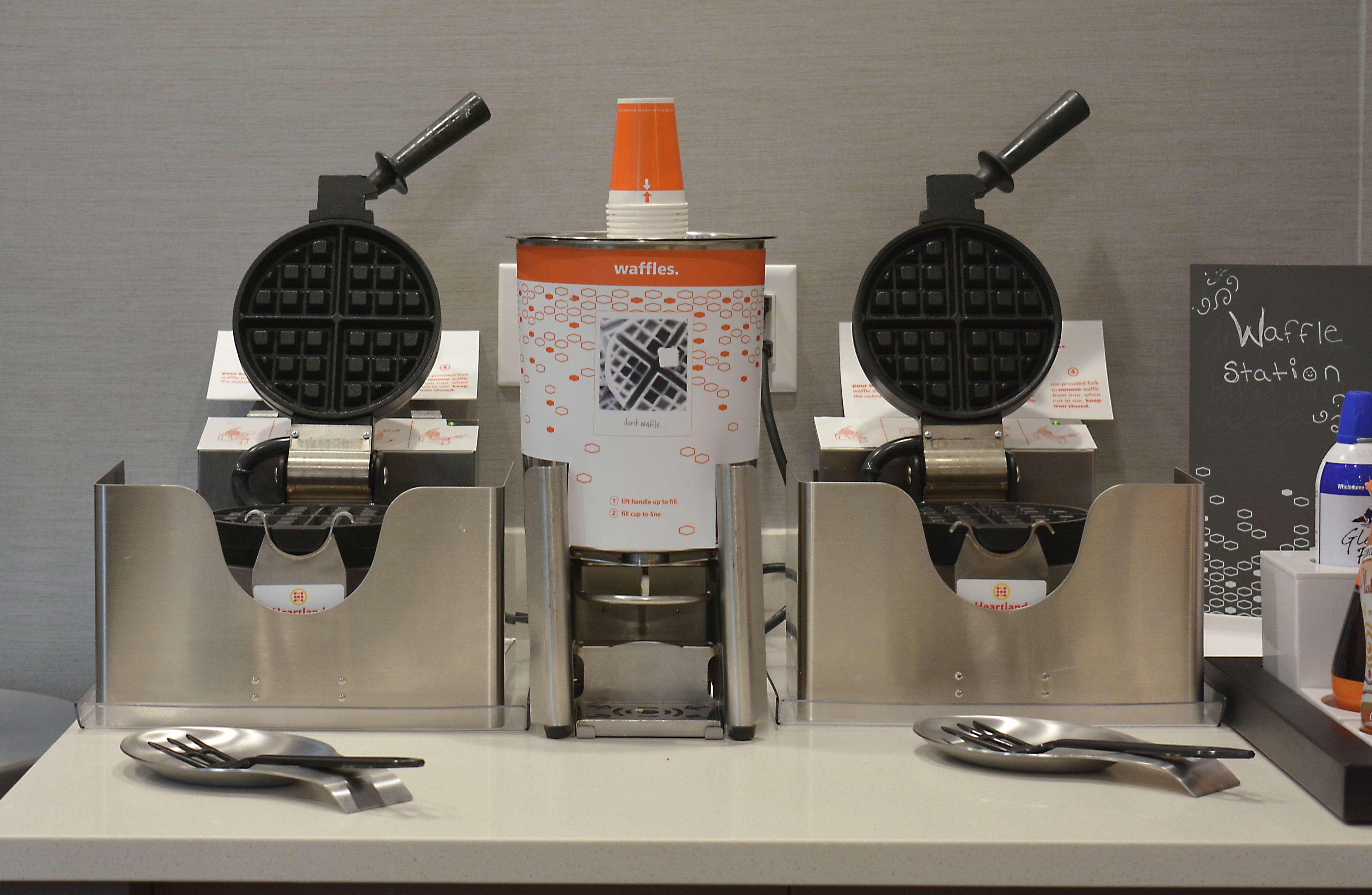 Hampton Inn & Suites Philadelphia/Media Экстерьер фото