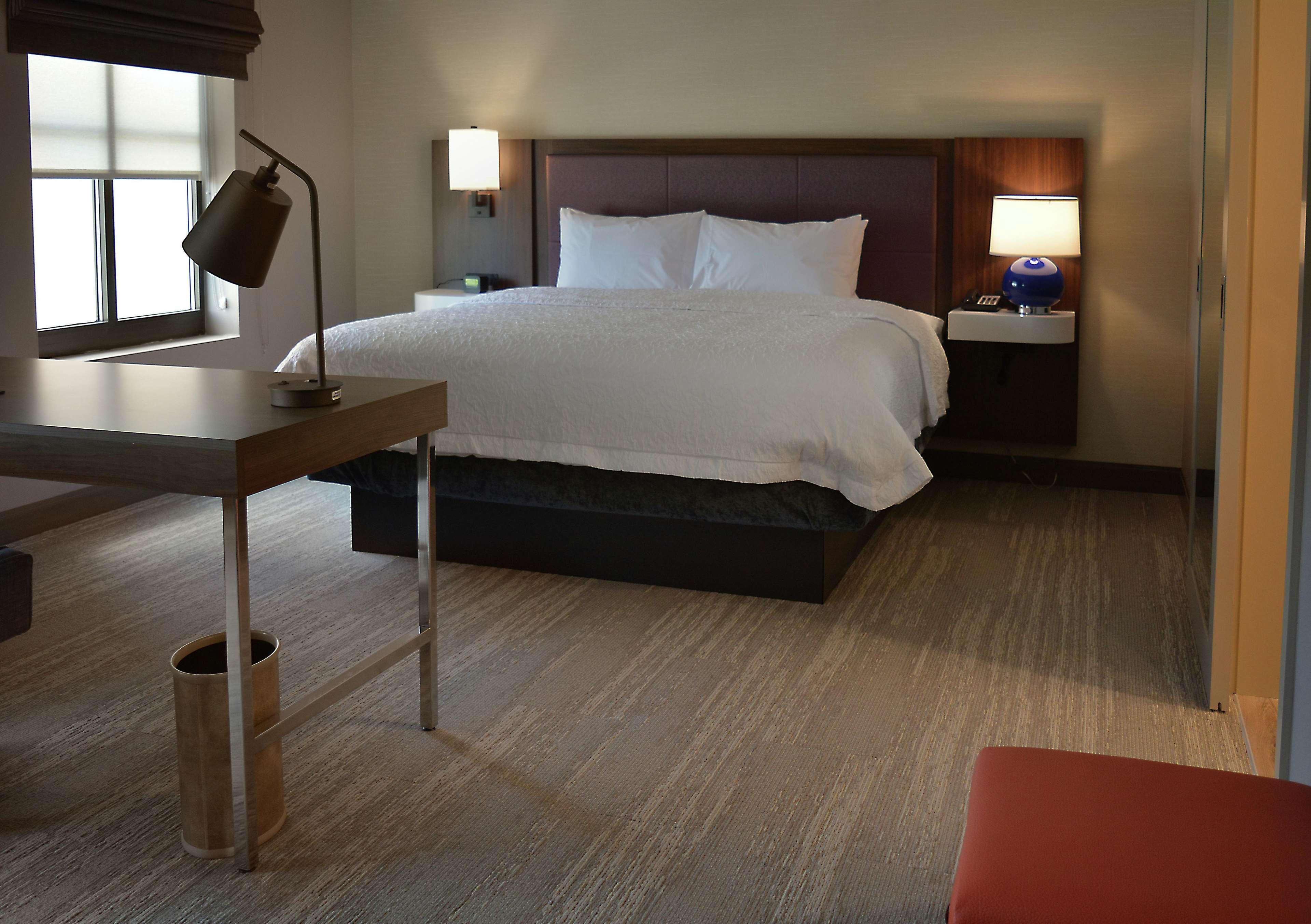 Hampton Inn & Suites Philadelphia/Media Экстерьер фото